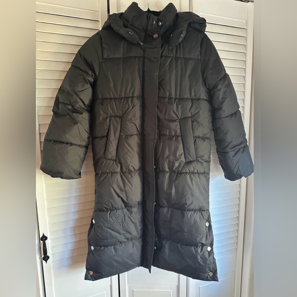 H&M Puffer Jacket - Picture 2 of 9